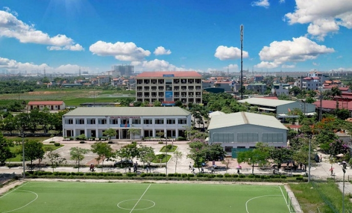 HTT College - Steadily reaching far